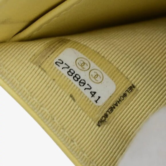 authenticity guaranteed CHANEL CC Logo Matelasse Trifold Compact Wallet - Picture 16 of 16